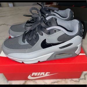 Little kid- Nike Air Max shoes